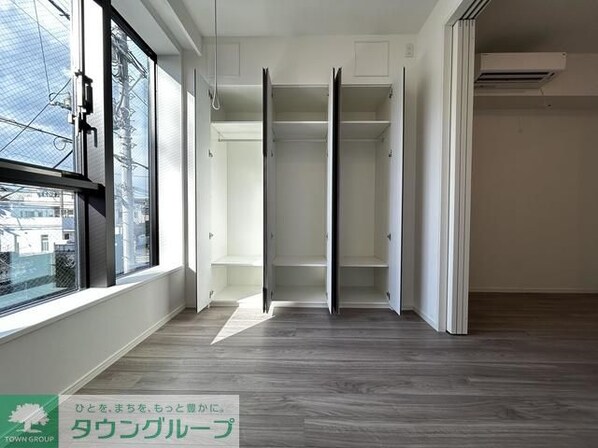 STANDZ柿の木坂の物件内観写真